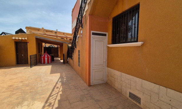 Resale - Villa - Torrevieja - Costa Blanca Sur