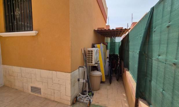 Resale - Villa - Torrevieja - Costa Blanca Sur
