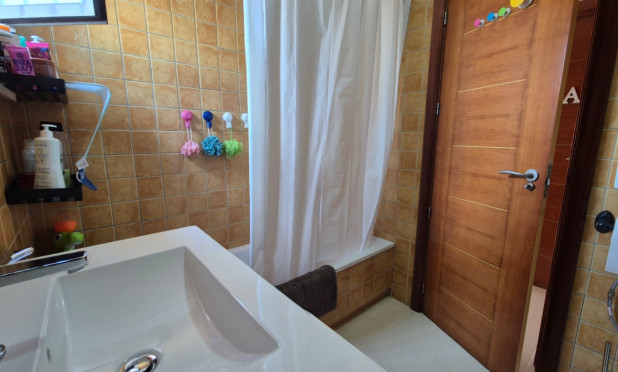 Resale - Villa - Torrevieja - Costa Blanca Sur
