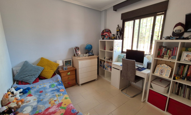 Resale - Villa - Torrevieja - Costa Blanca Sur