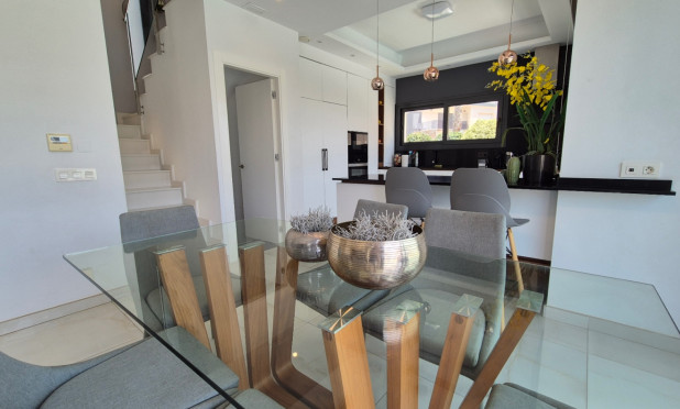 Resale - Villa - Torrevieja - Costa Blanca Sur