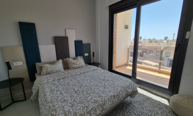 Resale - Villa - Torrevieja - Costa Blanca Sur