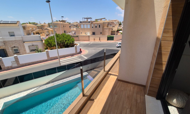 Resale - Villa - Torrevieja - Costa Blanca Sur