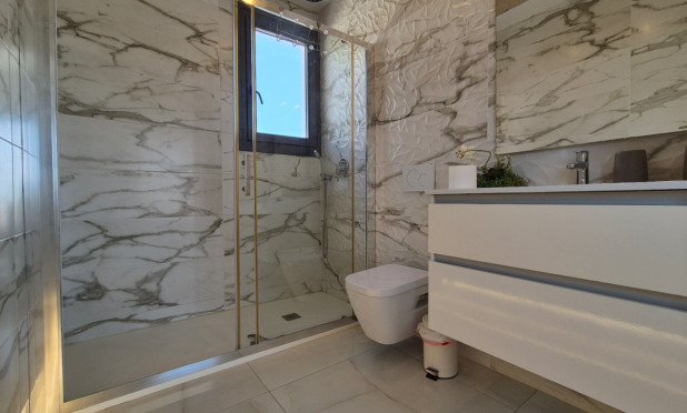 Resale - Villa - Torrevieja - Costa Blanca Sur