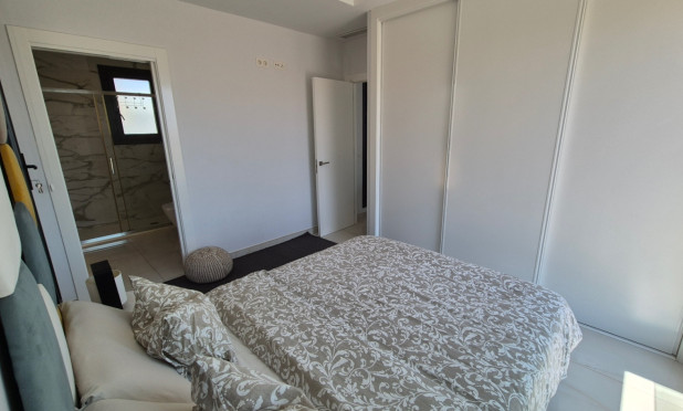 Resale - Villa - Torrevieja - Costa Blanca Sur