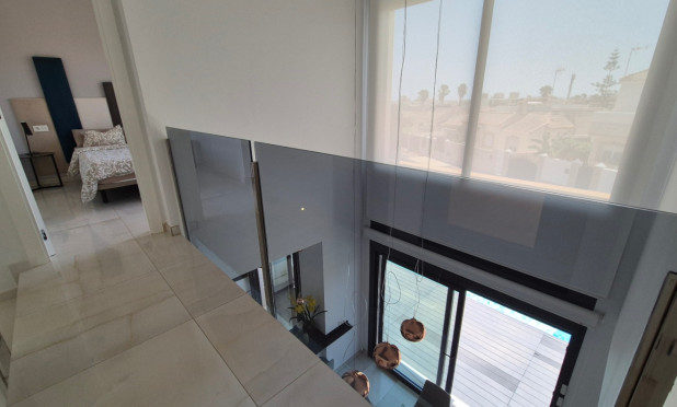 Resale - Villa - Torrevieja - Costa Blanca Sur