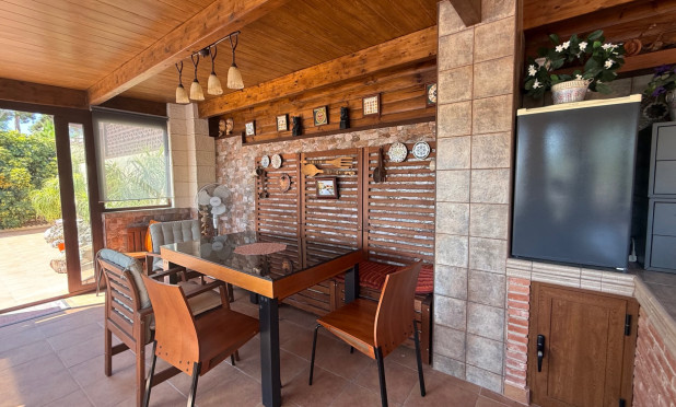 Resale - Villa - Torrevieja - Costa Blanca Sur