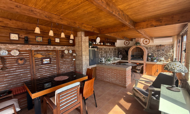 Resale - Villa - Torrevieja - Costa Blanca Sur