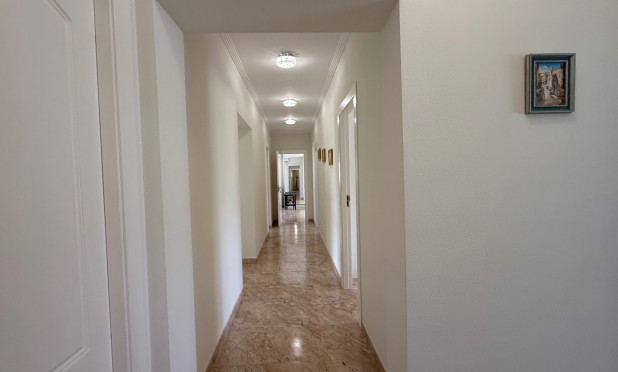 Resale - Villa - Torrevieja - Costa Blanca Sur