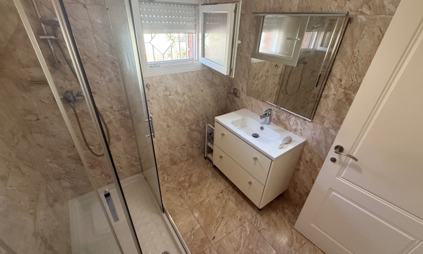 Resale - Villa - Torrevieja - Costa Blanca Sur