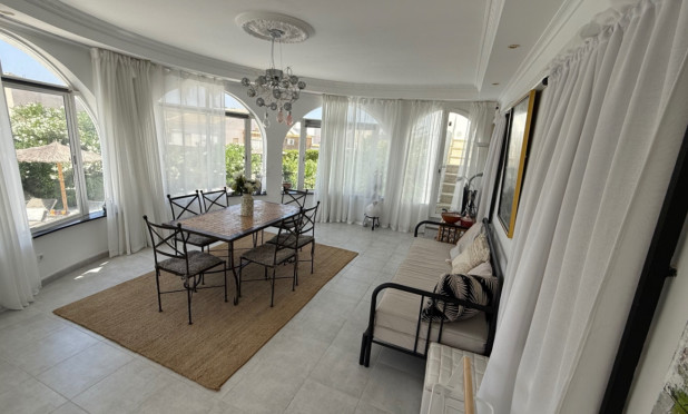 Resale - Villa - Torrevieja - Costa Blanca Sur