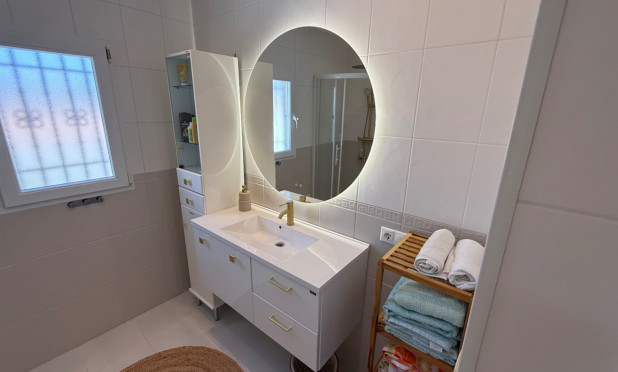 Resale - Villa - Torrevieja - Costa Blanca Sur