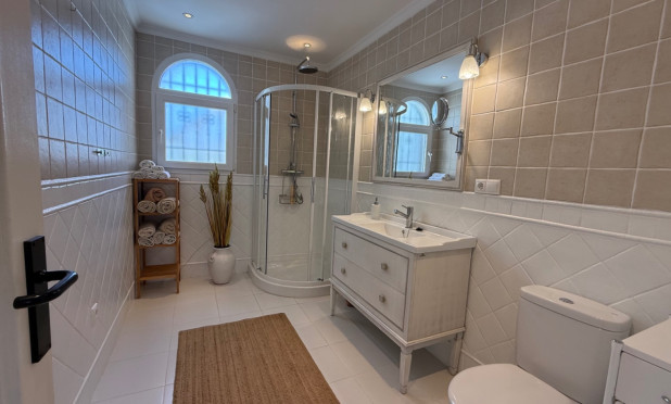 Resale - Villa - Torrevieja - Costa Blanca Sur