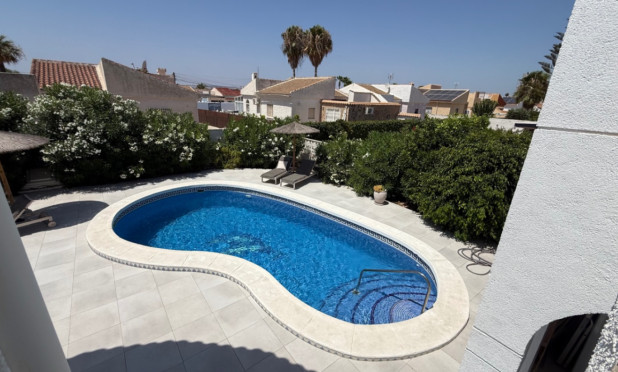 Resale - Villa - Torrevieja - Costa Blanca Sur
