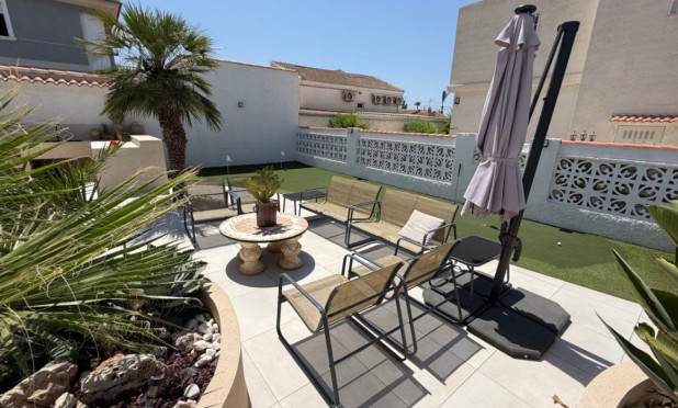 Resale - Villa - Torrevieja - Costa Blanca Sur