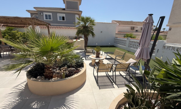 Resale - Villa - Torrevieja - Costa Blanca Sur