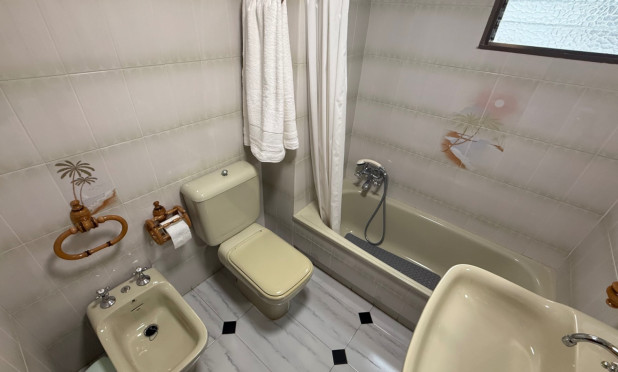 Resale - Apartment / flat - Torrevieja - Costa Blanca Sur