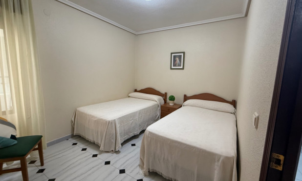 Resale - Apartment / flat - Torrevieja - Costa Blanca Sur