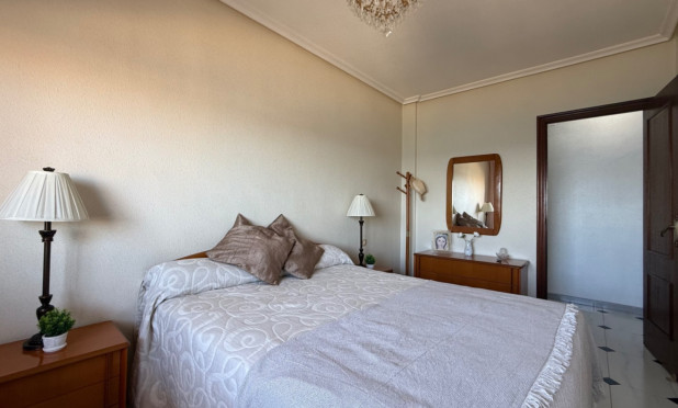 Resale - Apartment / flat - Torrevieja - Costa Blanca Sur