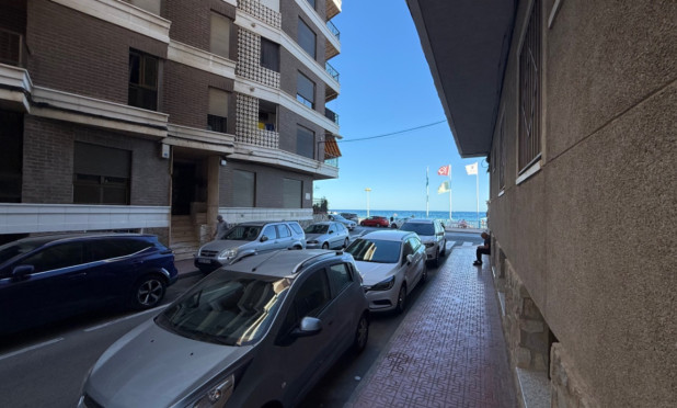 Resale - Apartment / flat - Torrevieja - Costa Blanca Sur