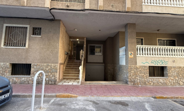 Resale - Apartment / flat - Torrevieja - Costa Blanca Sur