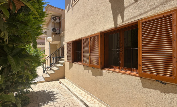 Resale - Townhouse - Orihuela Costa - Playa Flamenca