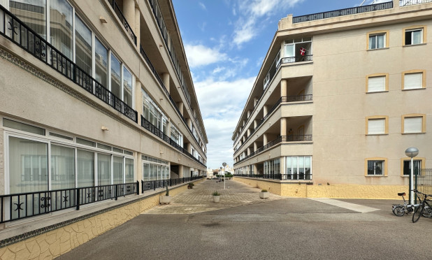 Resale - Apartment / flat - Orihuela Costa - Playa Flamenca