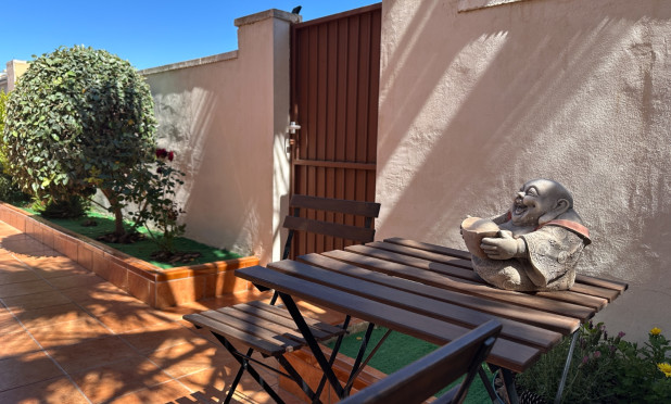 Resale - Villa - Torrevieja - Nueva Torrevieja - Aguas Nuevas