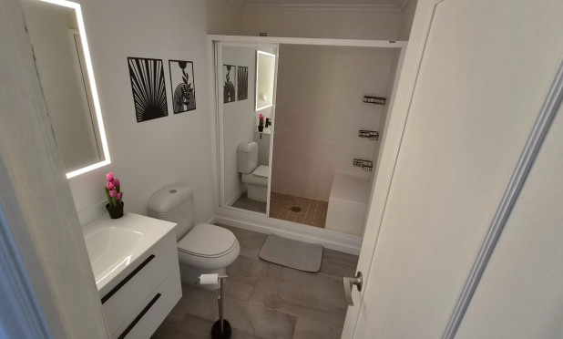 Herverkoop - Appartement / flat - Torrevieja - torrevieja