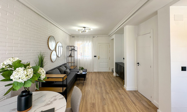 Resale - Townhouse - Orihuela Costa - La Regia