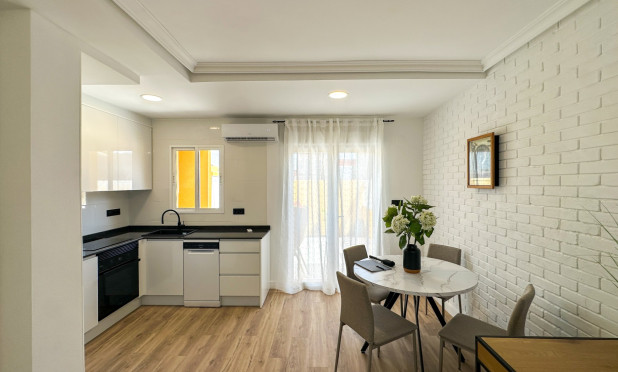Resale - Townhouse - Orihuela Costa - La Regia