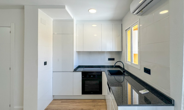 Resale - Townhouse - Orihuela Costa - La Regia
