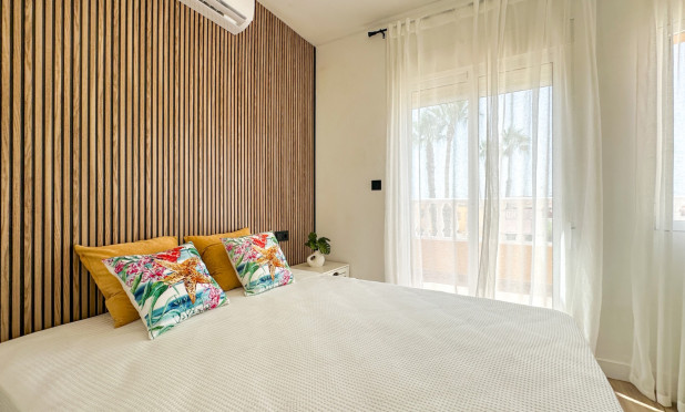 Resale - Townhouse - Orihuela Costa - La Regia