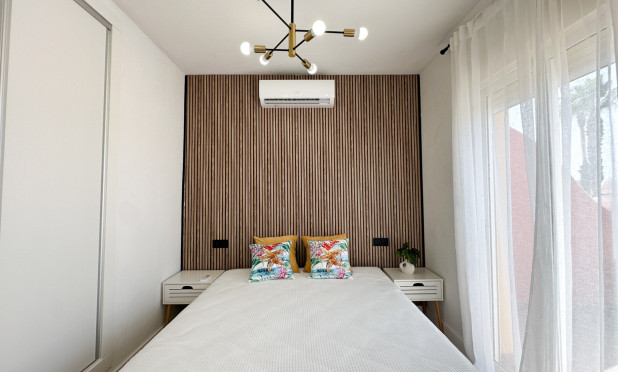 Resale - Townhouse - Orihuela Costa - La Regia
