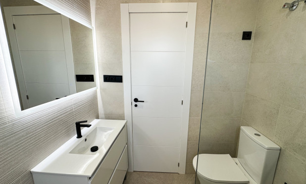 Resale - Townhouse - Orihuela Costa - La Regia