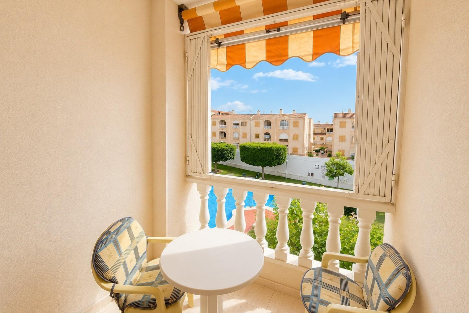 Resale - Apartment / flat - Torrevieja - Acequion