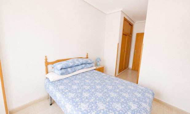 Resale - Apartment / flat - Torrevieja - Acequion