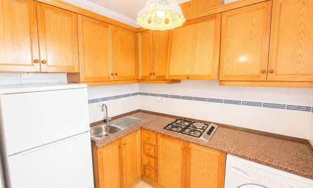Resale - Apartment / flat - Torrevieja - Acequion