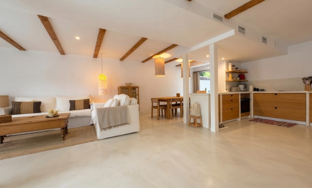 Odsprzedaż - Villa - Denia - Les Marines - Las Marinas