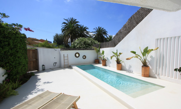 Odsprzedaż - Villa - Denia - Les Marines - Las Marinas