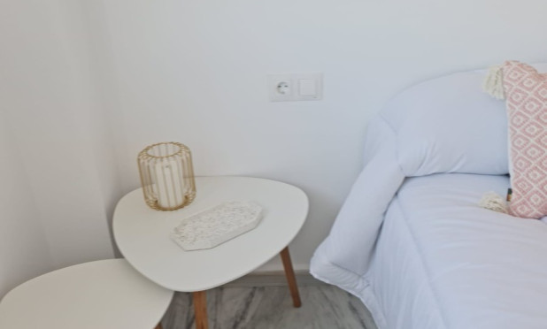 Herverkoop - Appartement / flat - Benidorm - Zona de Poniente