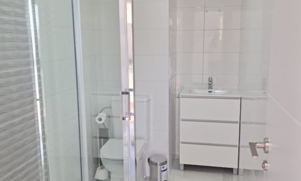Herverkoop - Appartement / flat - Benidorm - Zona de Poniente