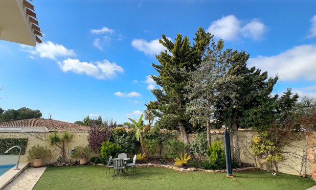 Odsprzedaż - Villa - Campoamor - Dehesa de Campoamor