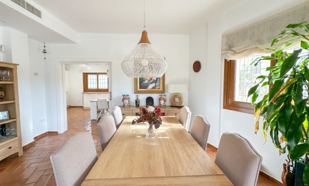 Odsprzedaż - Villa - Campoamor - Dehesa de Campoamor