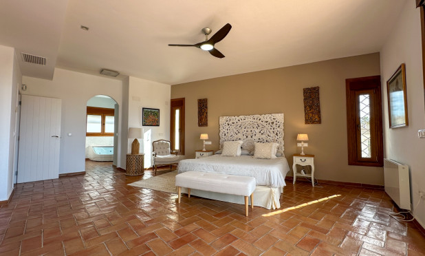 Odsprzedaż - Villa - Campoamor - Dehesa de Campoamor