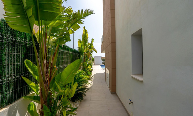 Odsprzedaż - Villa - Guardamar del Segura - EL RASO