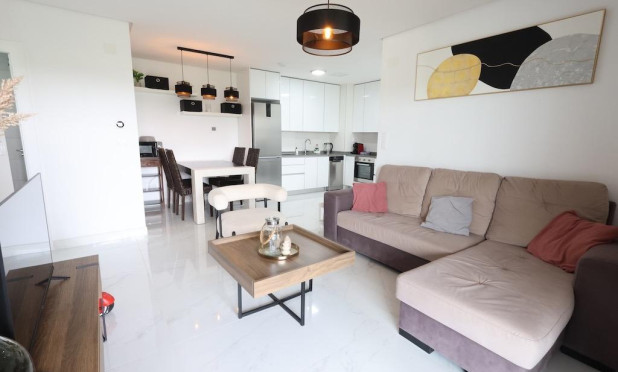 Odsprzedaż - Mieszkanie w bloku - Orihuela Costa - Villamartín