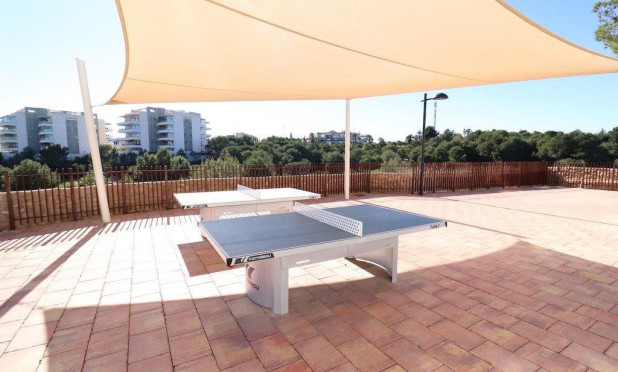 Odsprzedaż - Mieszkanie w bloku - Orihuela Costa - Villamartín