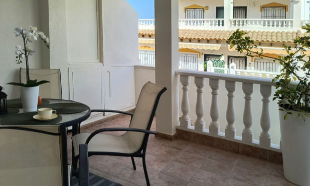 Wiederverkauf - Stadthaus - Orihuela Costa - Punta Prima