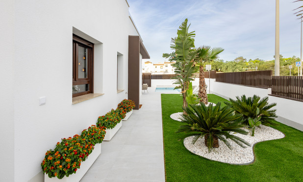 Neue Gebäude - Stadthaus - Orihuela Costa